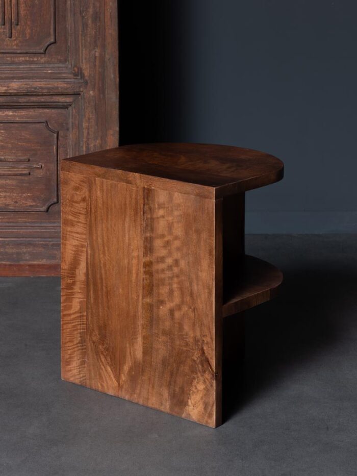 Table d'appoint avec étagères Moore Chehoma – Image 3