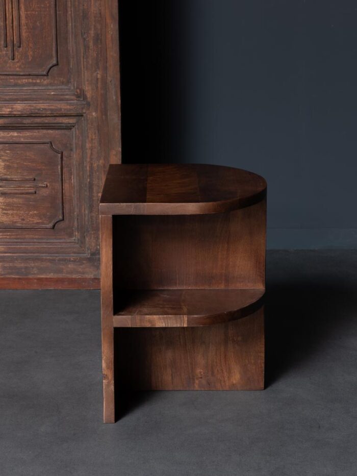 Table d'appoint avec étagères Moore Chehoma – Image 4